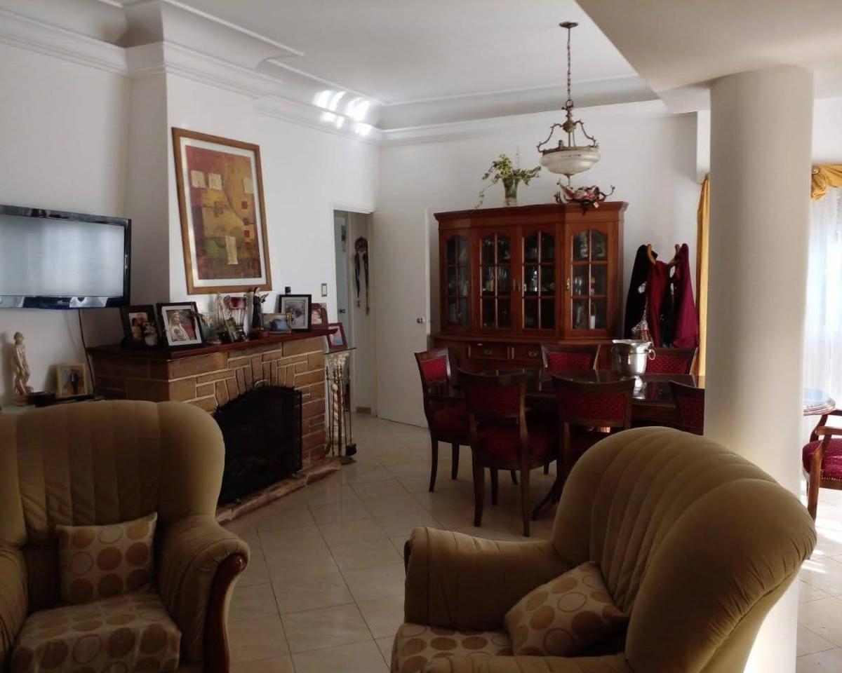 Casa Zona Guemes Reciclada a Nuevo Lote en PH de 210 m² - Cubiertos 125 m² 4
