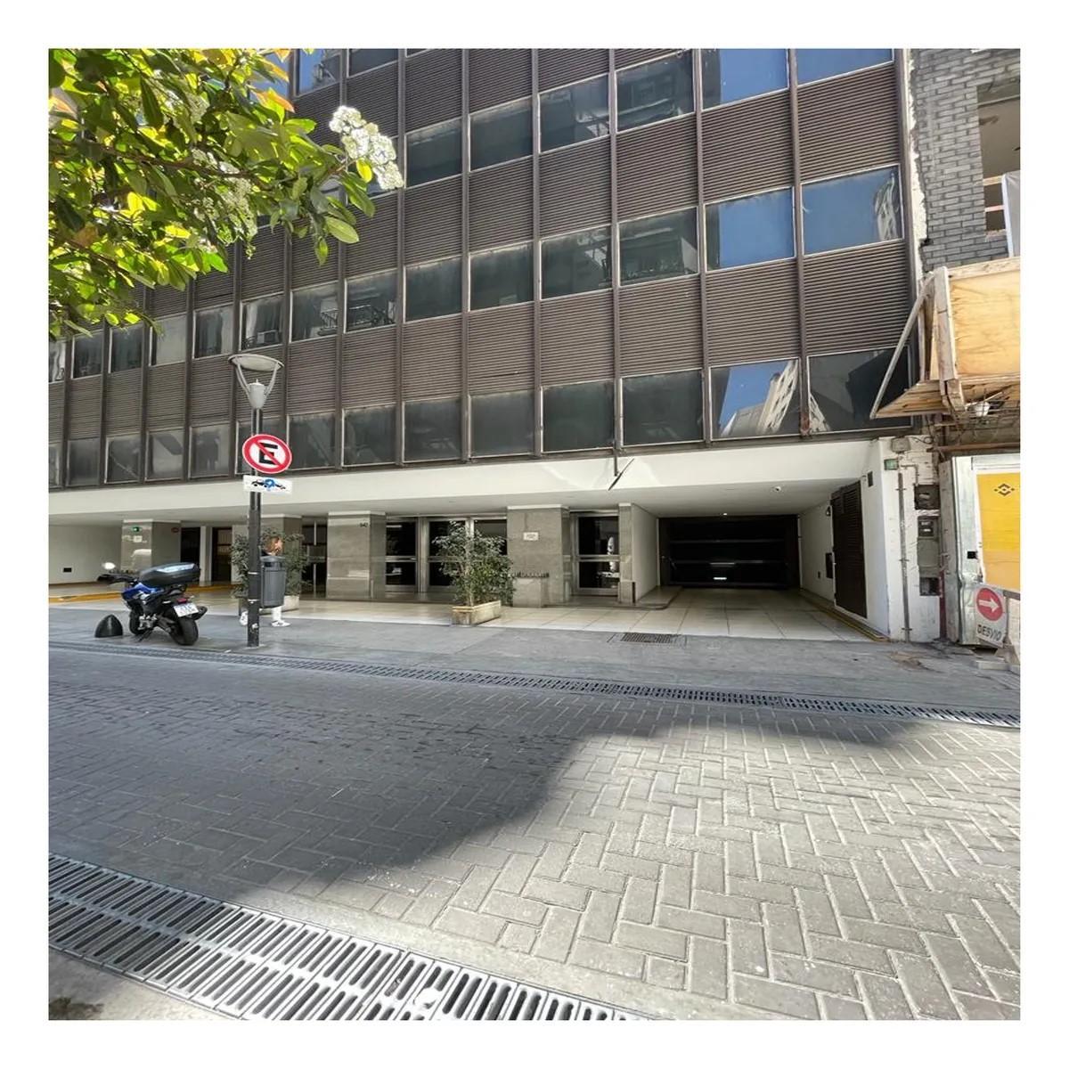 Esmeralda 800 | Cochera doble | Microcentro