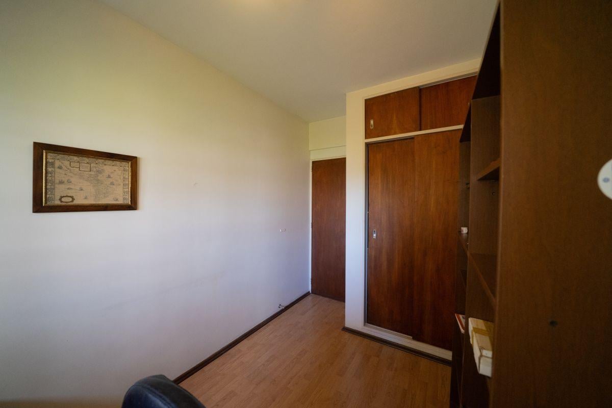 Departamento de 83 m² construidos con 3 dormitorios en venta en Almagro Norte