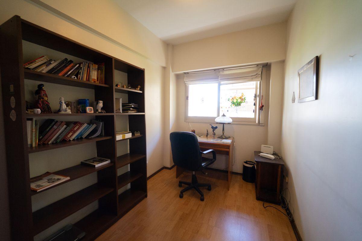 Departamento de 83 m² construidos con 3 dormitorios en venta en Almagro Norte