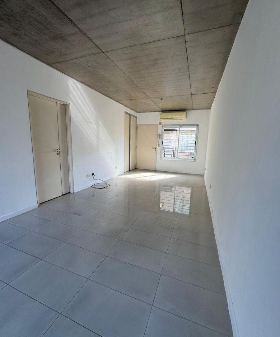 Departamento 1 ambiente 37m2 con parrilla