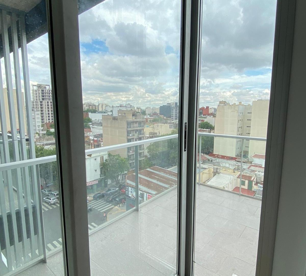 Venta | 2 Ambientes | C/cochera | Flores 2