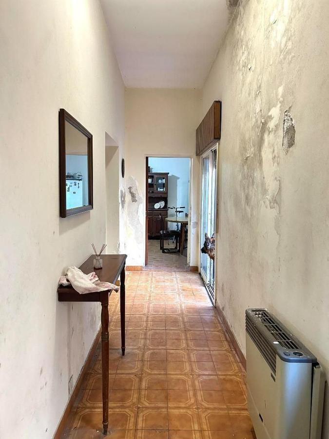 Casa en Lote Propio - Para 2 Familias - Liniers 4