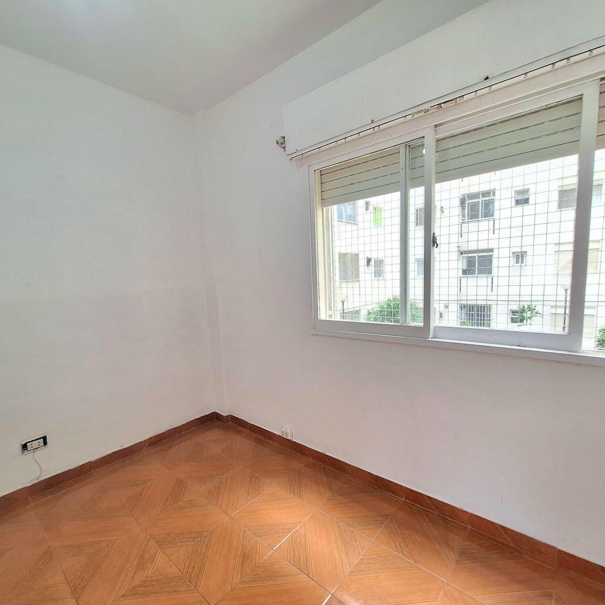 Departamento 4 Ambientes Venta // Mataderos 5