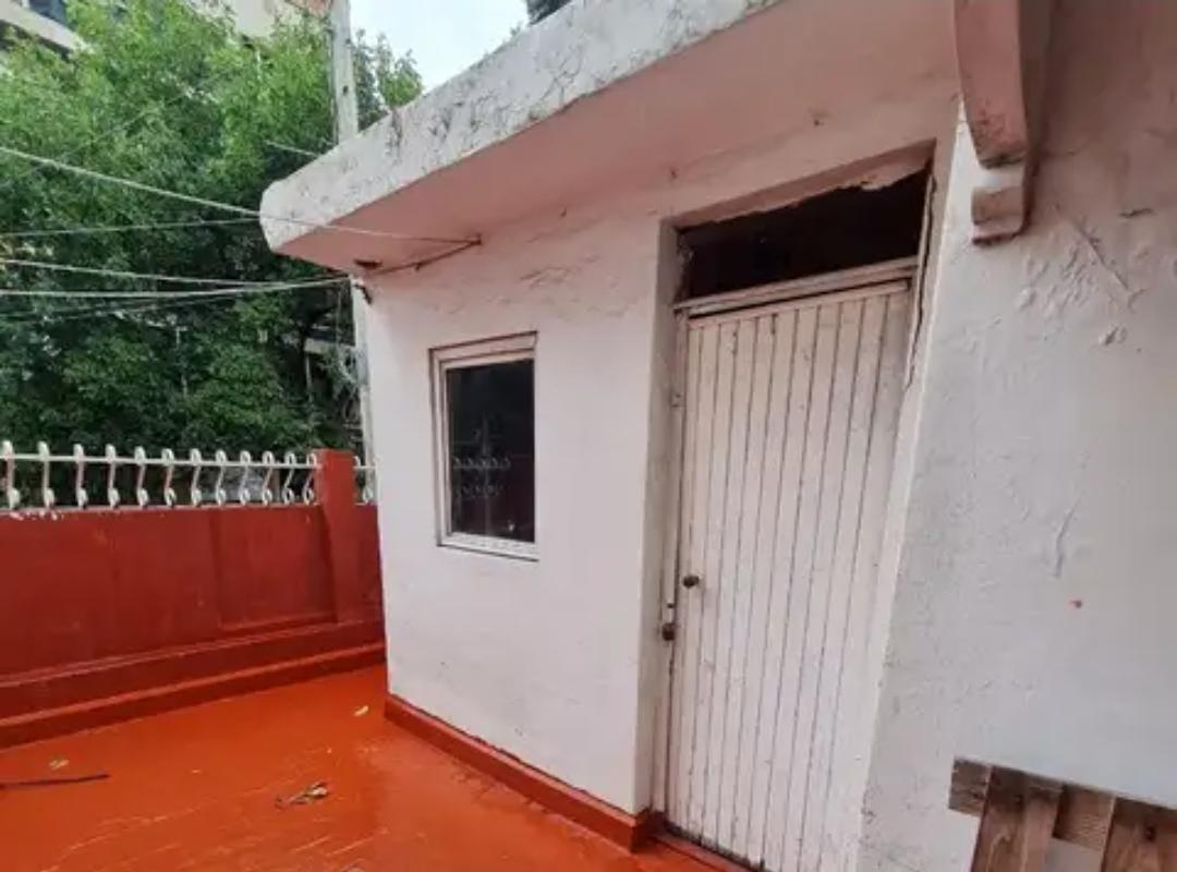 Venta / PH Tipo Casa 4 Ambientes con Cochera / Floresta 2