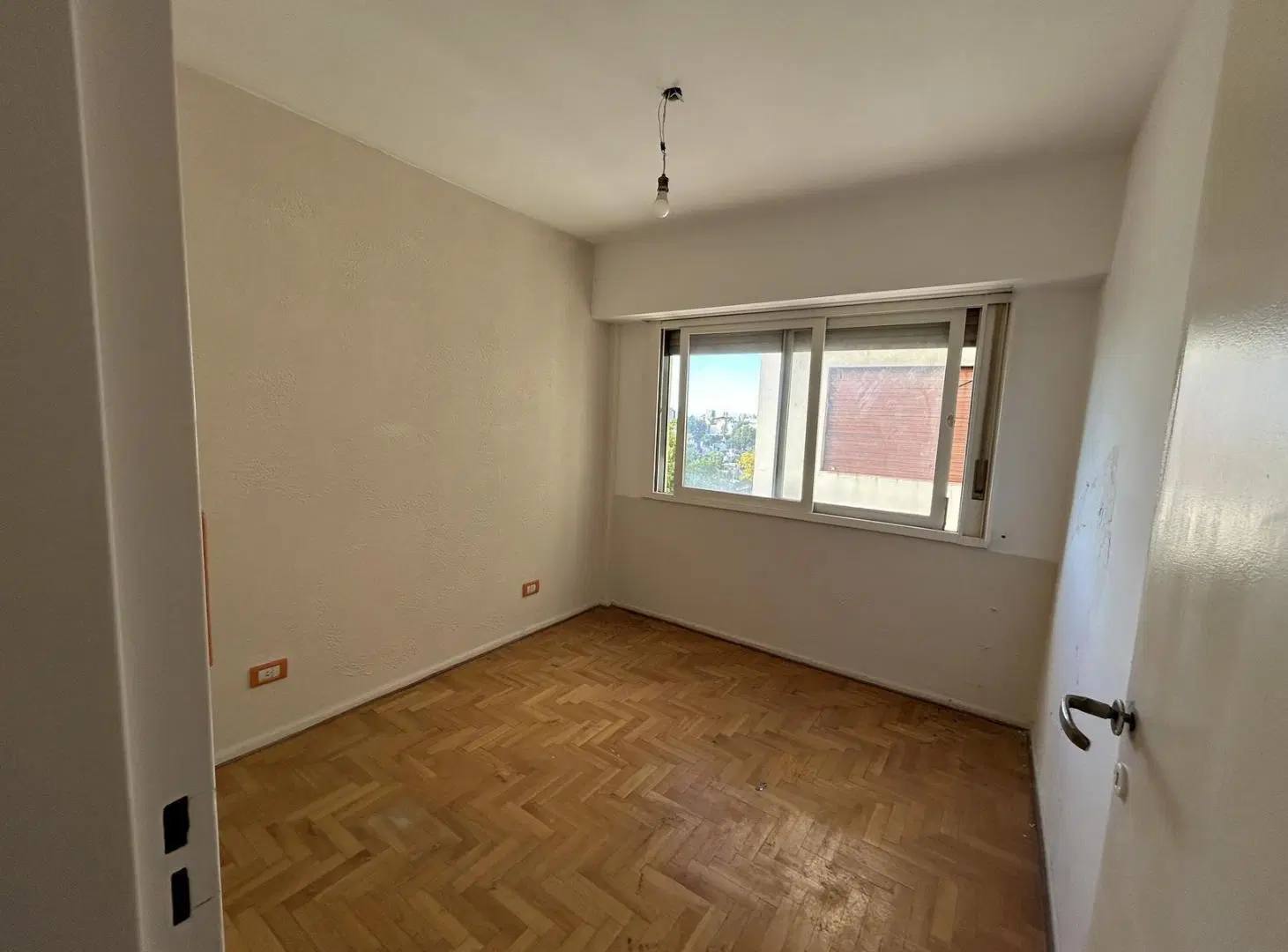 Departamento 4 ambientes con balcon  - Villa Pueyrredon 3