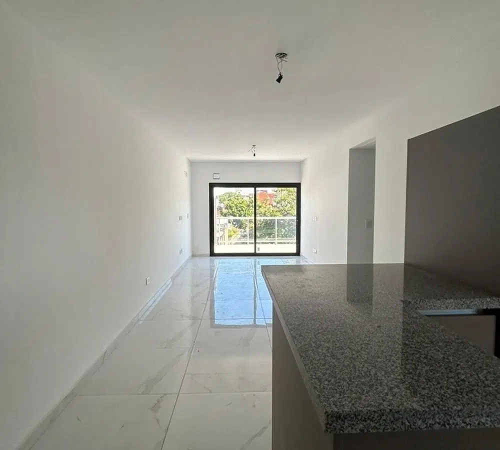 Departamento 4 ambientes con balcon en Villa Luro. 5