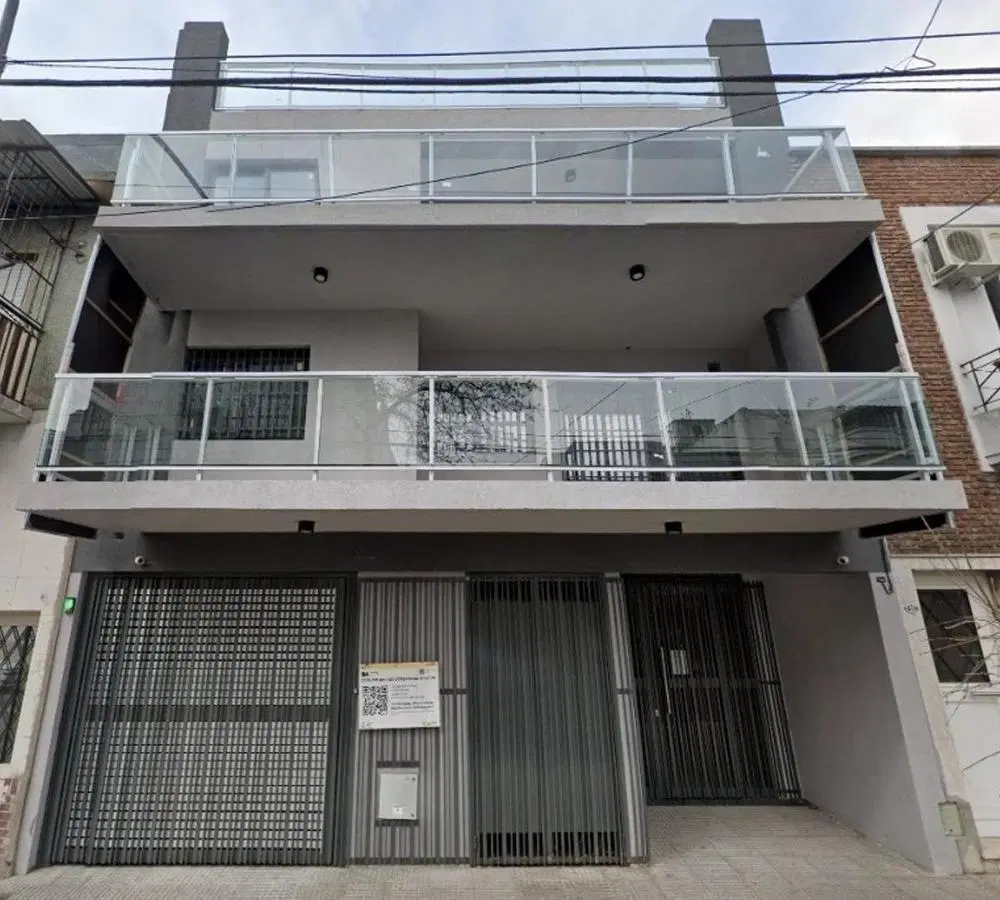 Departamento 4 ambientes con balcon en Villa Luro. 3
