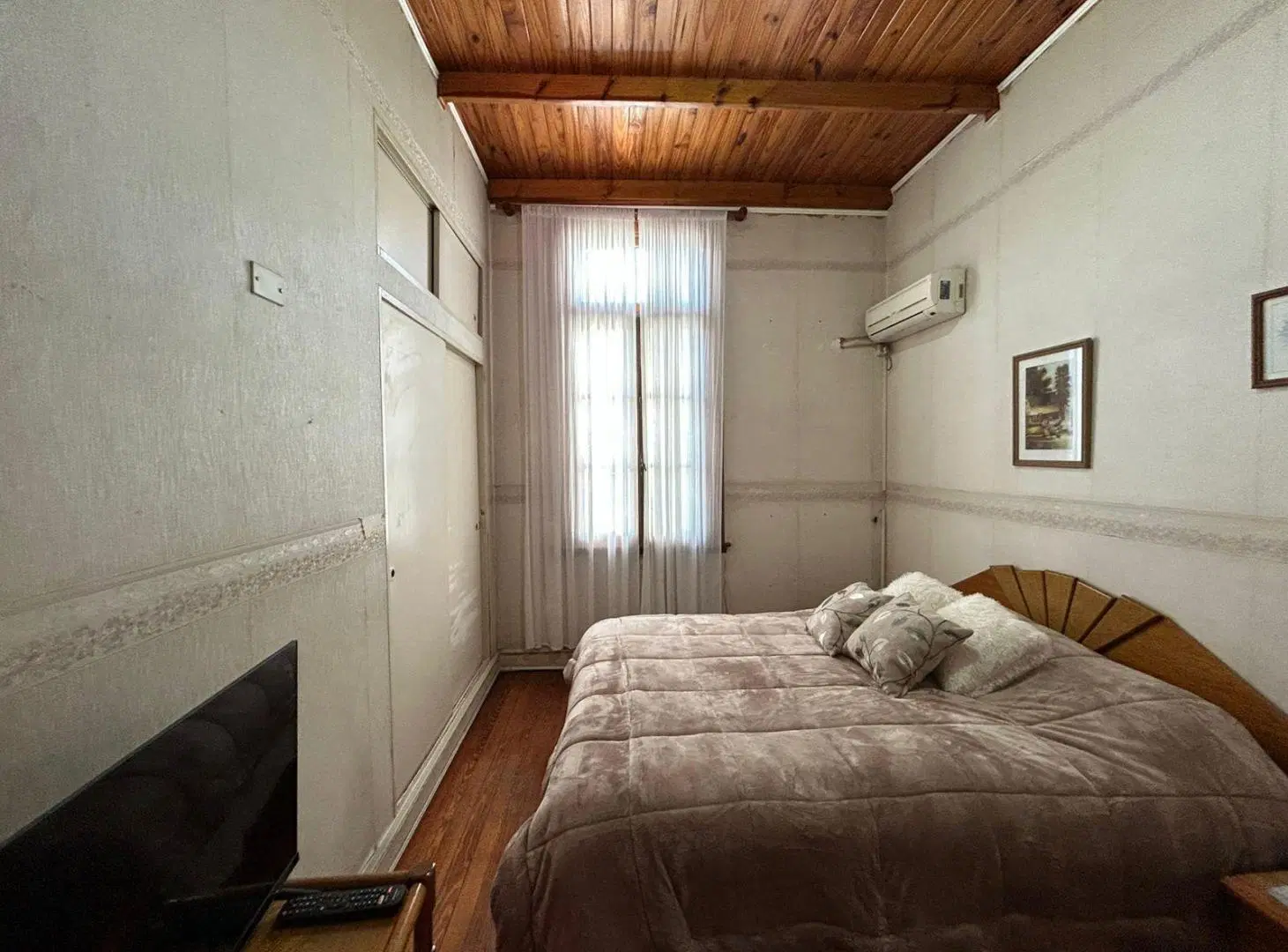 Casa 5 ambientes - Liniers 4