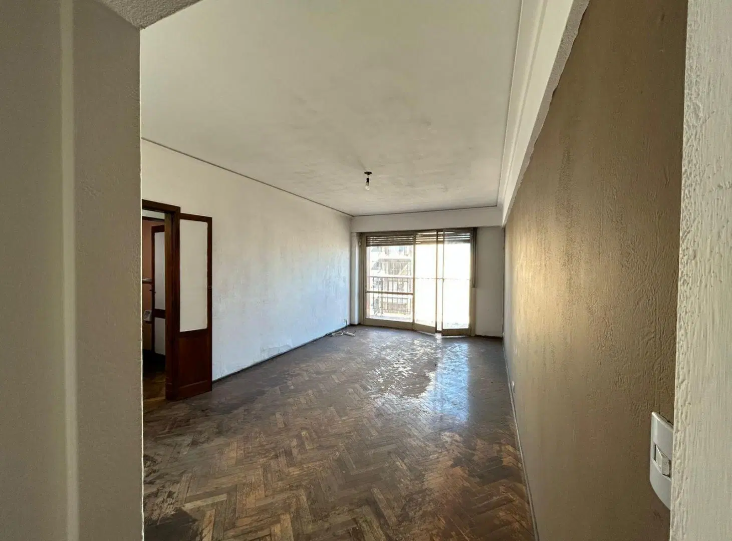 Departamento 4 ambientes con dependencia en Flores 2