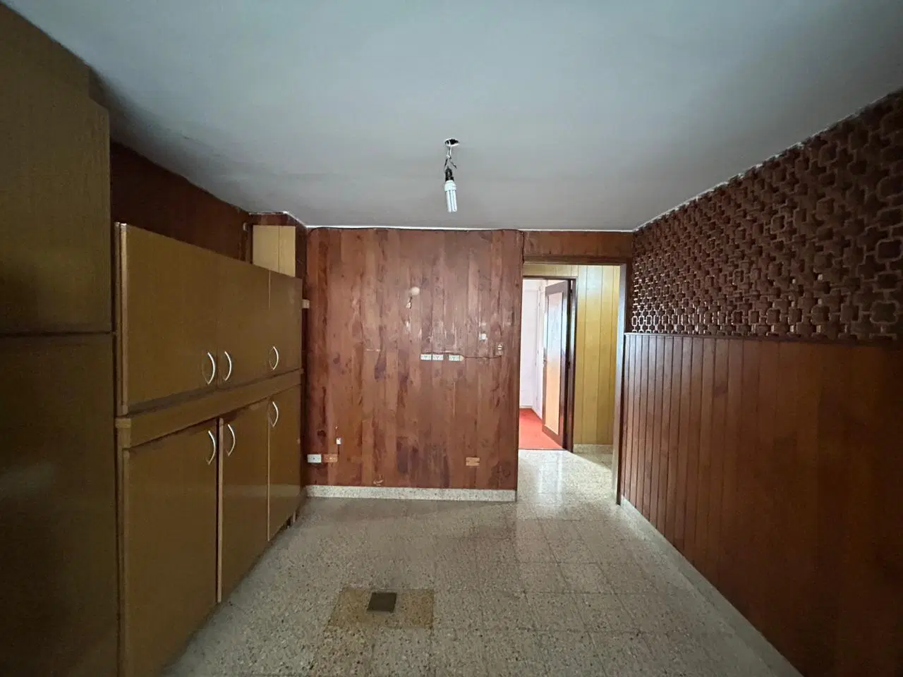 Departamento 4 ambientes con dependencia en Liniers. 3