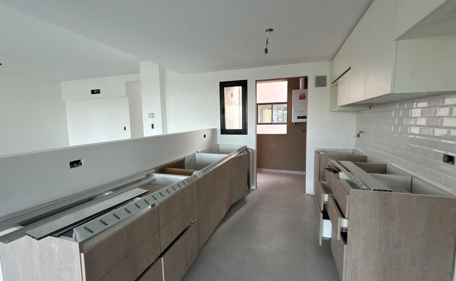 Foto de Departamento 4 ambientes. | Av. Rivadavia al 10300, imagen 4