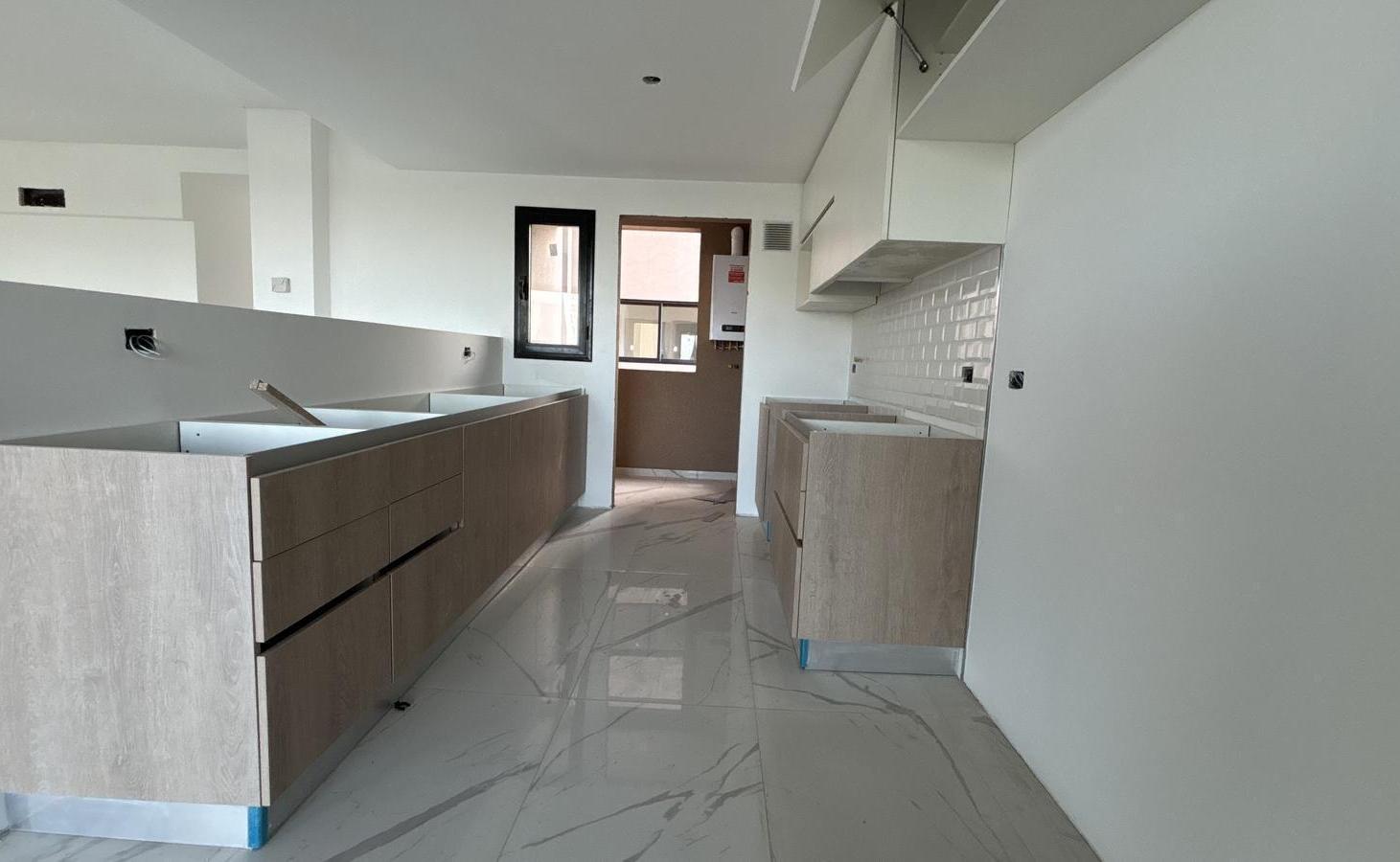 Foto de Departamento 4 ambientes. | Av. Rivadavia al 10300, imagen 3