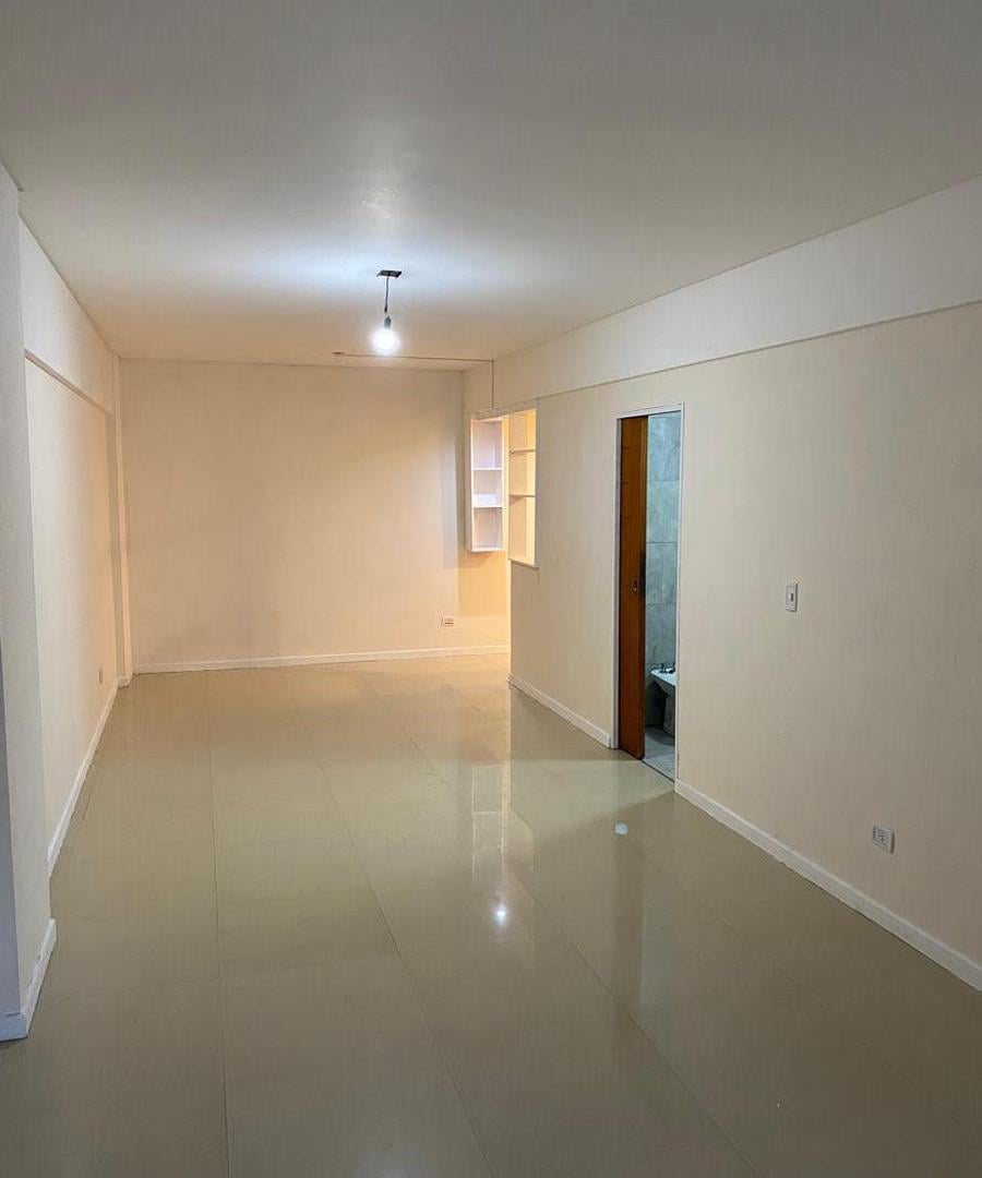 Foto de Departamento en alquiler en Liniers., imagen 4