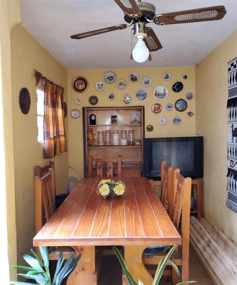 Foto de Casa ideal 2 familias en Liniers., imagen 1