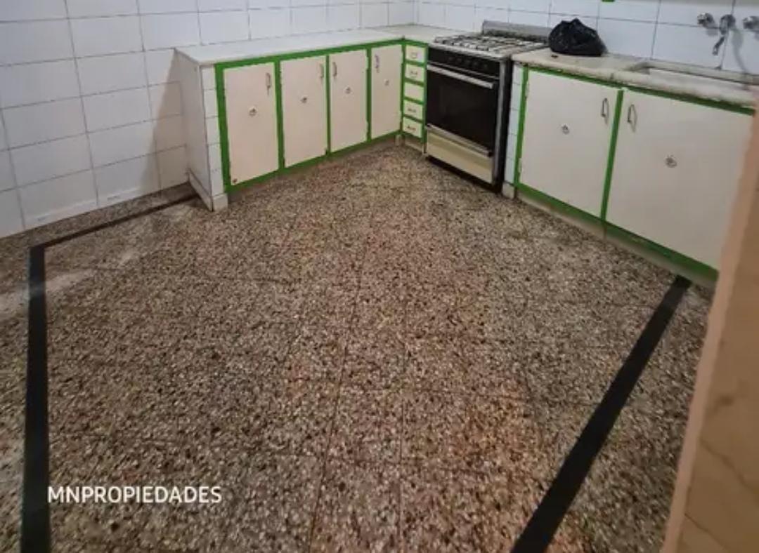 Foto de VENTA / PH tipo Casa 4 ambientes con cochera / Floresta, imagen 4