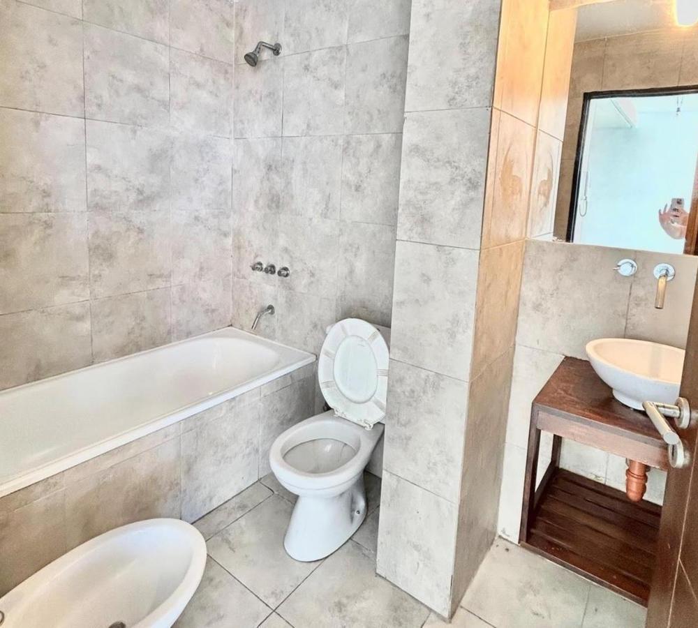 Foto de DEPTO EN VENTA DE 2 AMB BALCON TERRAZA AL FRENTE, imagen 3
