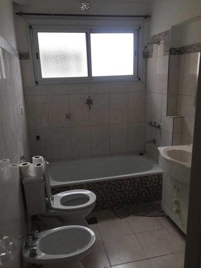 Foto de Departamento 2 ambientes Venta // Monserrat, imagen 3
