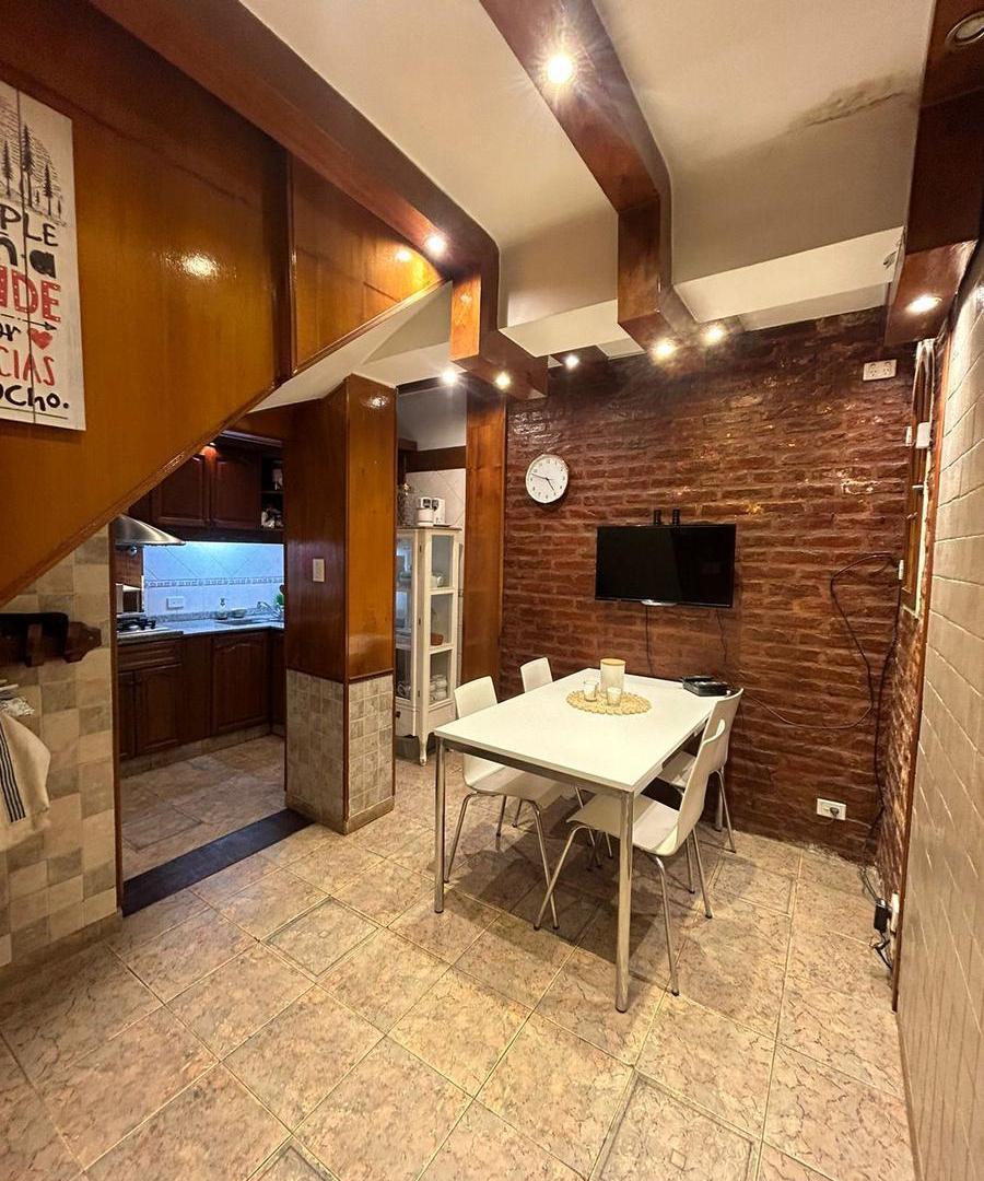 Foto de Casa en lote propio - Liniers, imagen 2