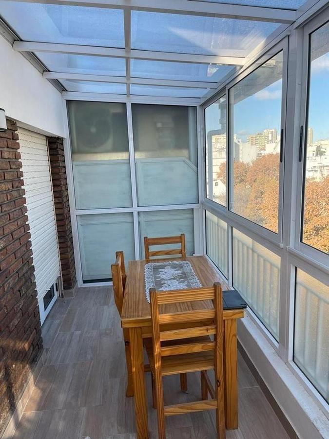 Foto de Venta departamento 2 ambientes con gran balcón en Caballito, imagen 1