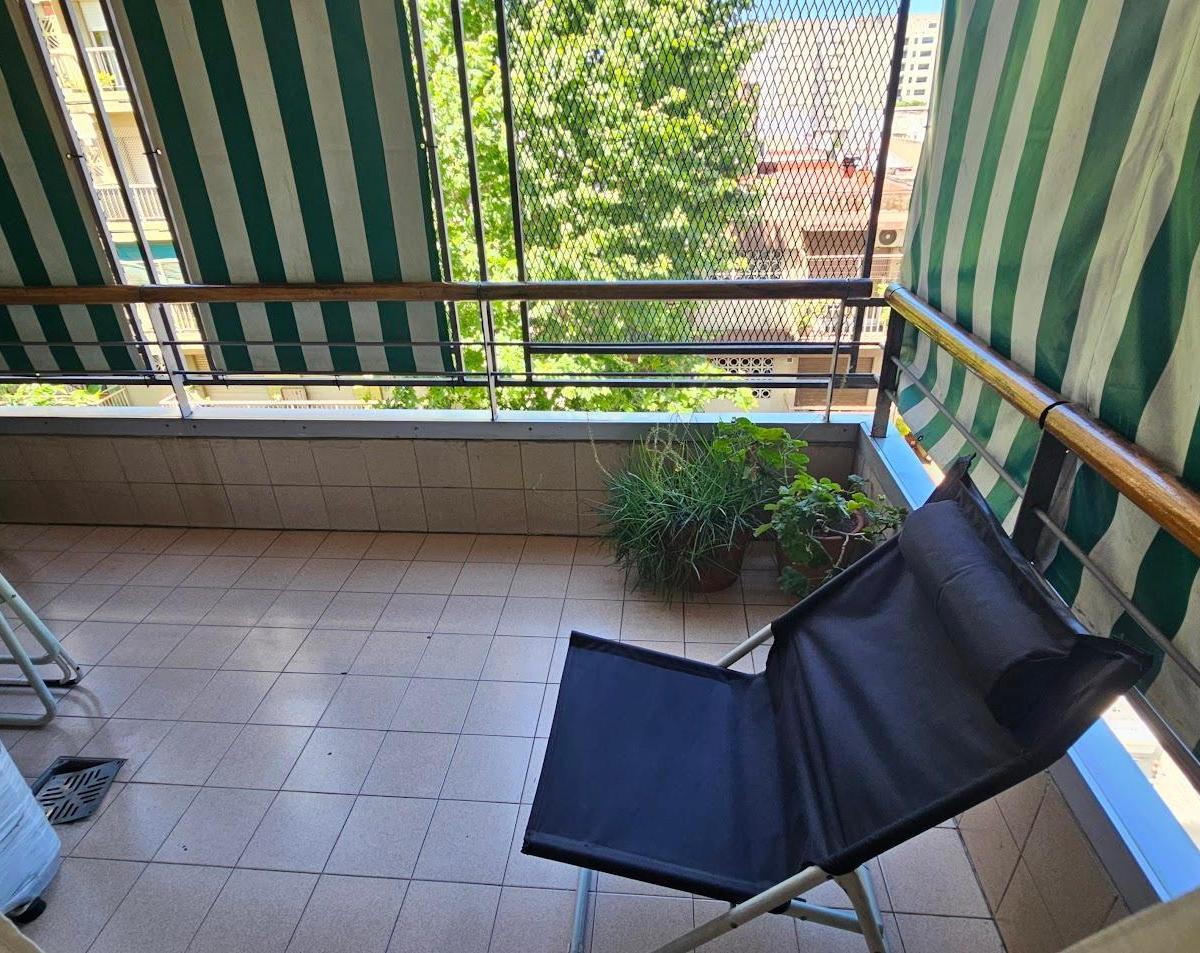 Semipiso 4 Amb C/cochera Fija. Venta. Liniers. 4