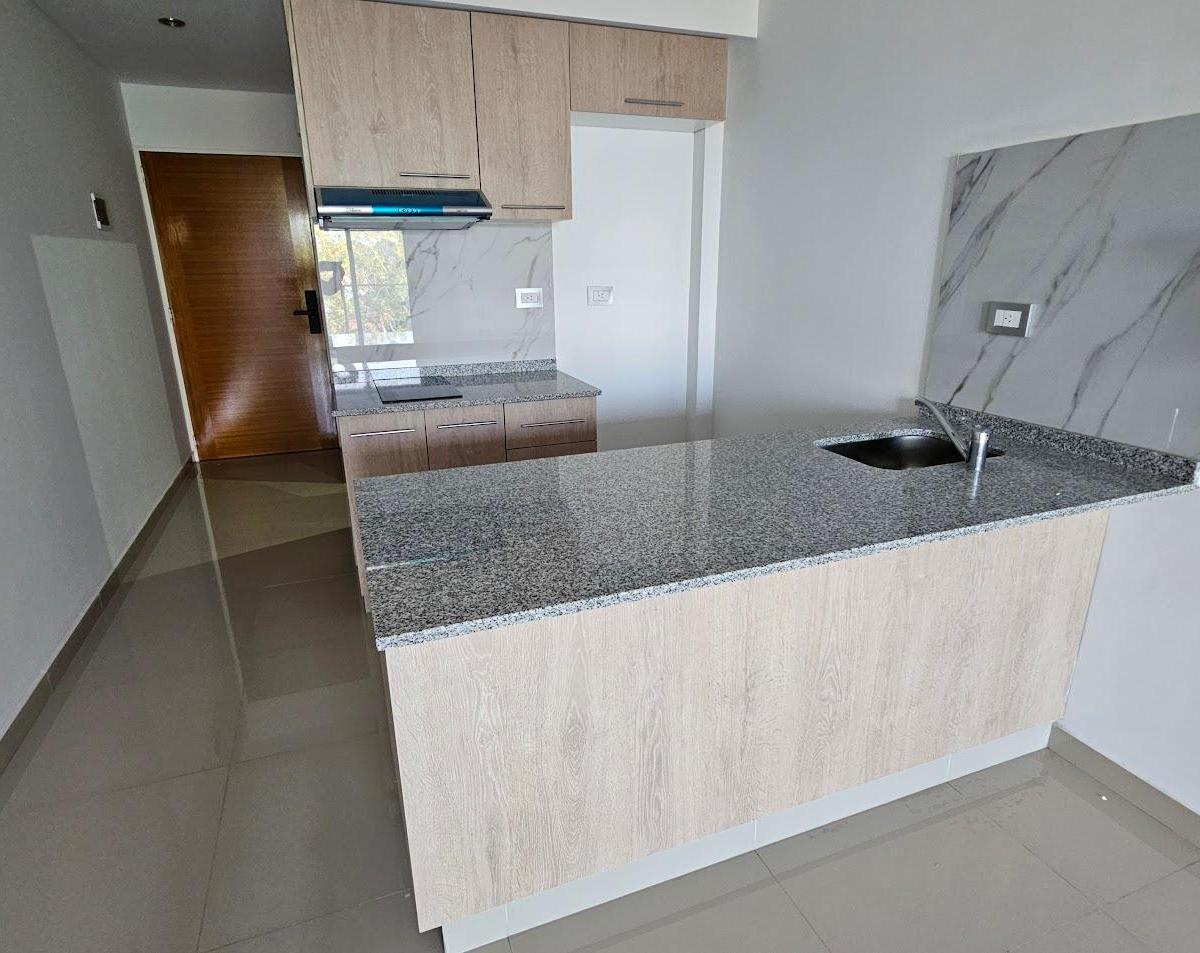 Foto de Deptos monoambientes a estrenar al frente con balcón. Venta Liniers, imagen 2
