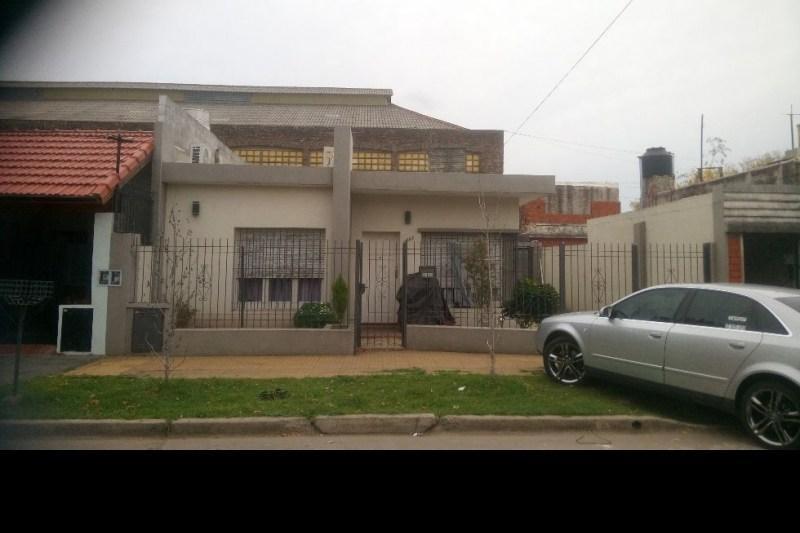 Casa en Venta en Haedo Sur 5