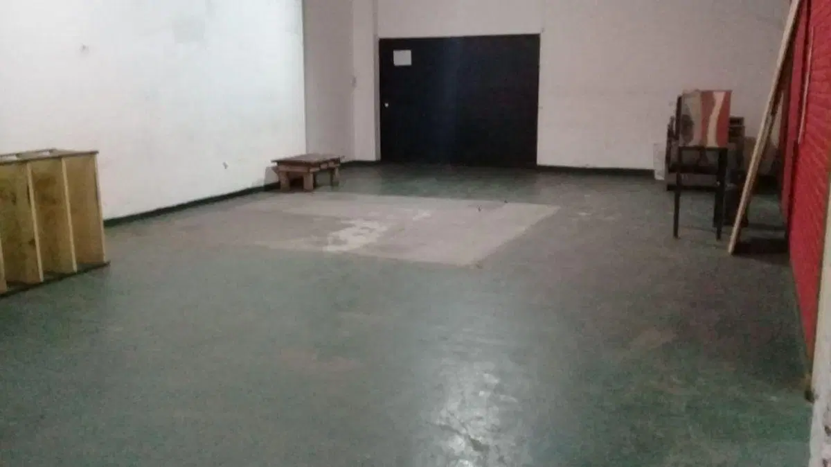 LOCAL APTO TODO DESTINO COMERCIAL, GIMNASIO, GASTRONOMICO, TALLER , DEPOSITO ,ETC 4