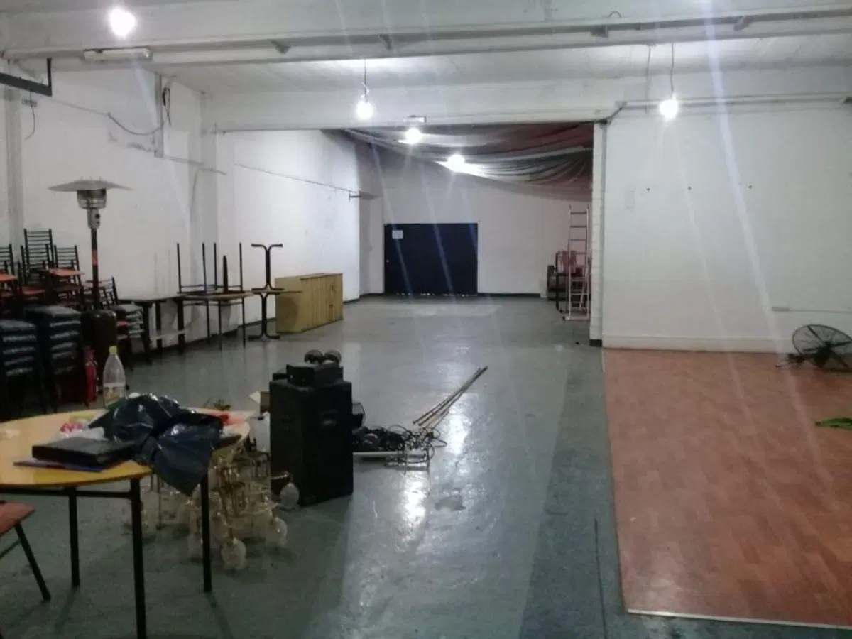 LOCAL APTO TODO DESTINO COMERCIAL, GIMNASIO, GASTRONOMICO, TALLER , DEPOSITO ,ETC 5
