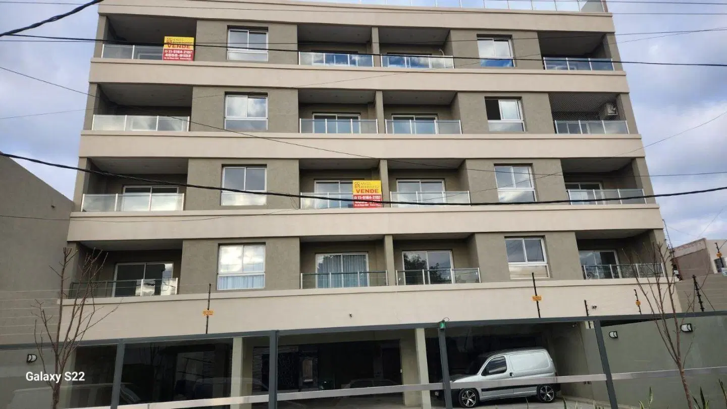 A ESTRENAR, Depto 3 AMB,72 MTS2 ,CFTE , BALCON,TERRAZA PROPIA , CALEFACCION CENTRAL,COCHERA 2
