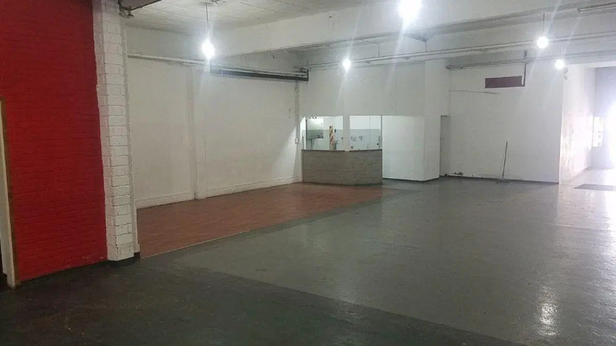 LOCAL APTO TODO DESTINO COMERCIAL, GIMNASIO, GASTRONOMICO, TALLER , DEPOSITO ,ETC 1