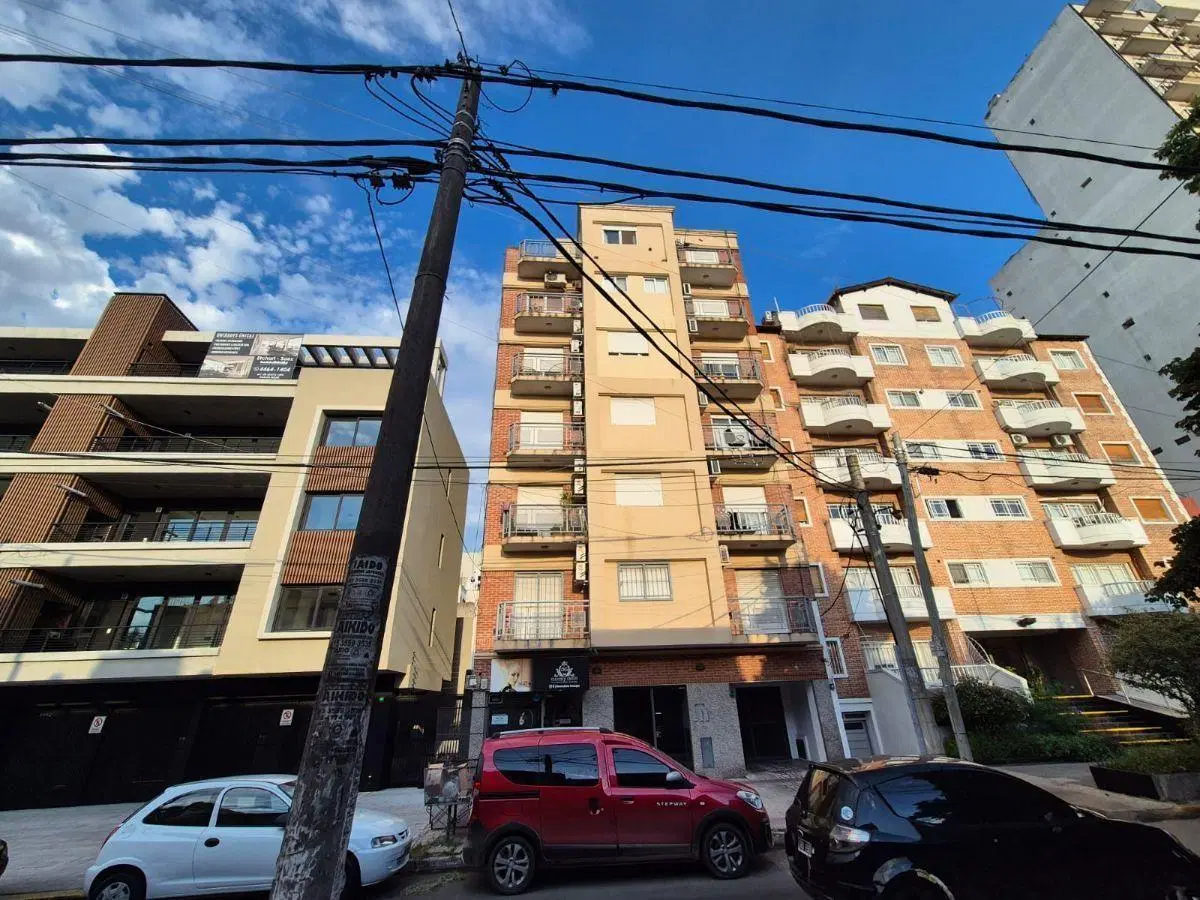 DEPTO 2 AMB ,TIPO DUPLEX, COCHERA CUBIERTA , CENTRICO 5