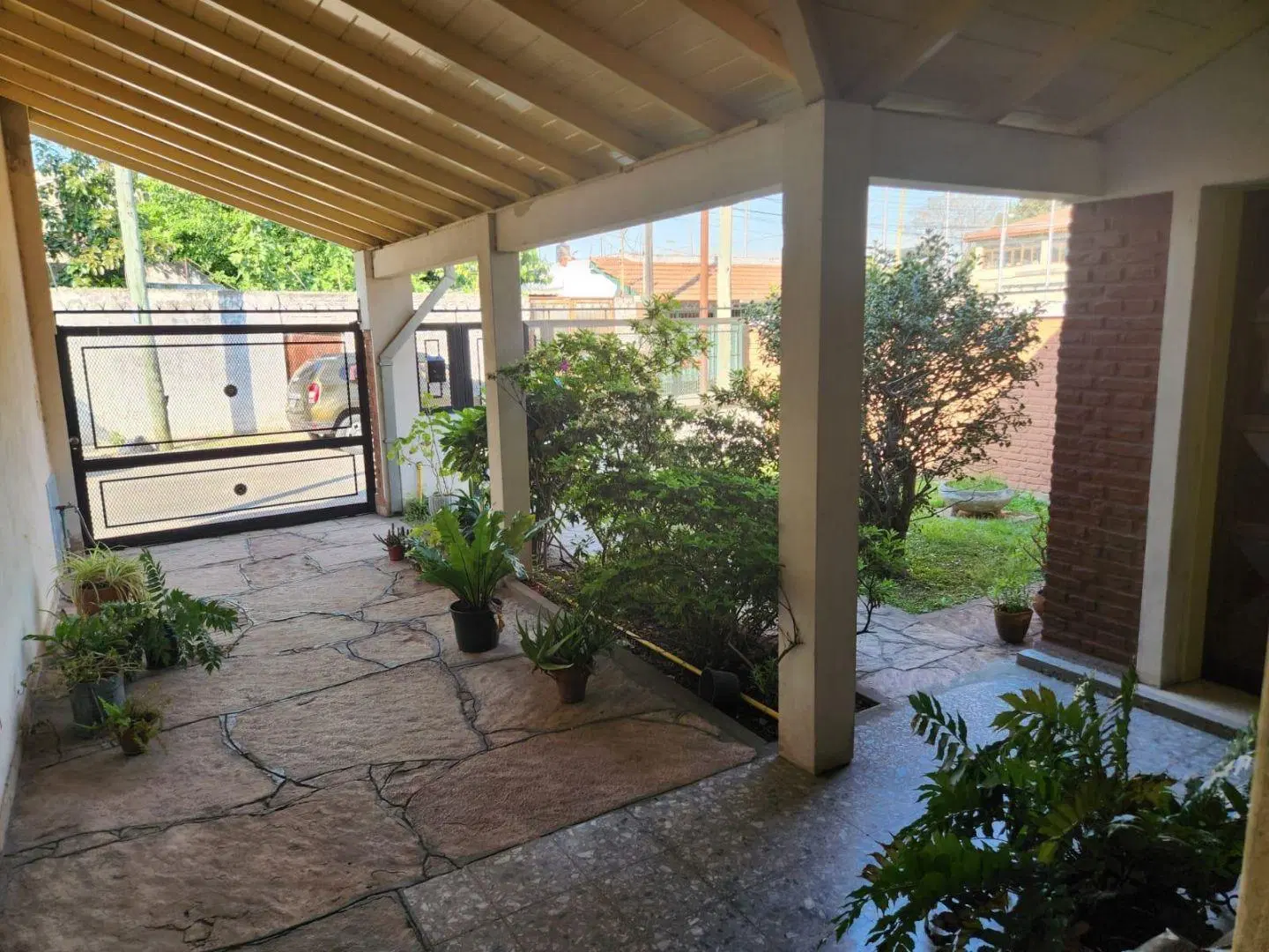 CHALET 3 AMB , FDO , GARAGE , APTO CREDITO BANCARIO/OPORTUNIDAD 2