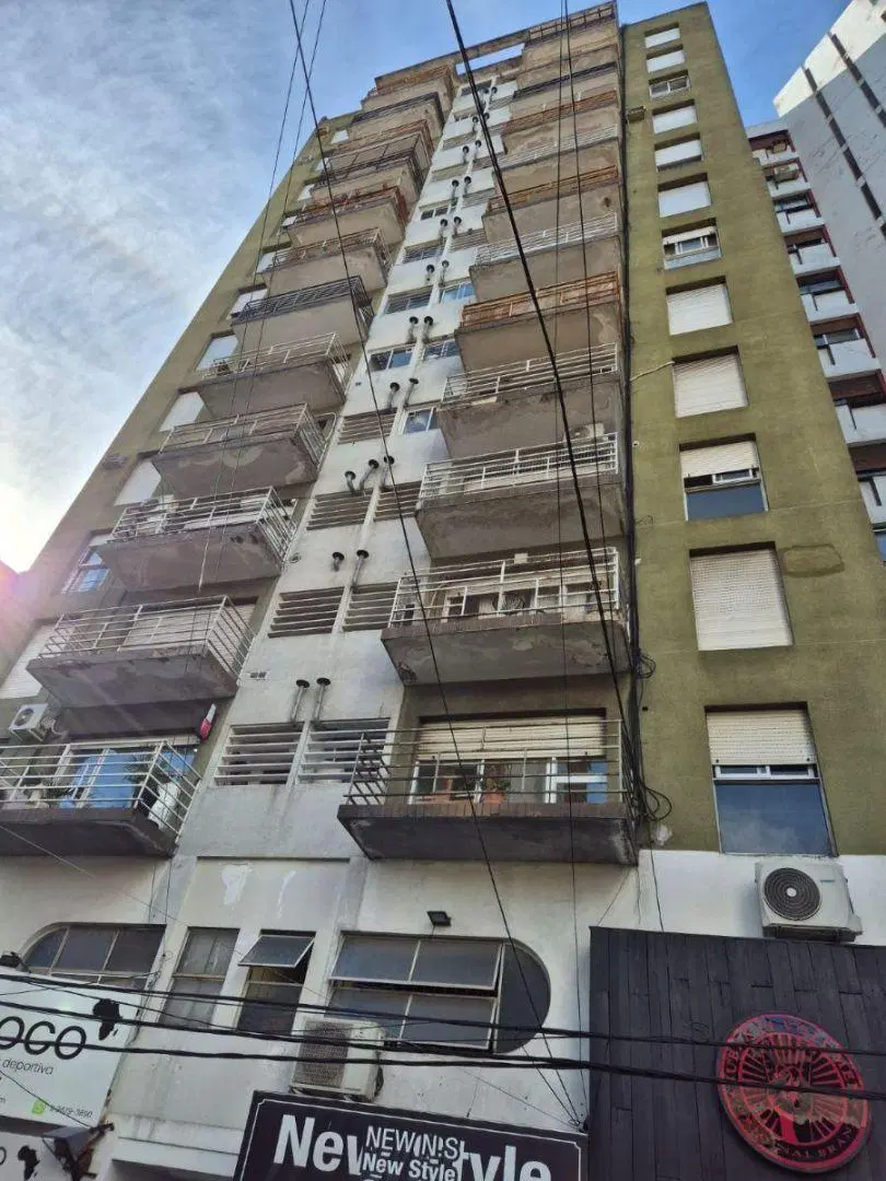 Depto en Venta en Ramos Mejia Sur , VTA URGENTE CALLE ALSINA A MTS DE AV DE MAYO 5