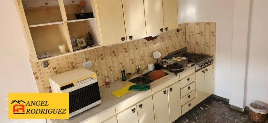Foto de PH O DEPTO,3 AMB,UBICADO AL FTE,CON BALCON,PATIO Y TERRAZA PROPIA,APTO, imagen 2