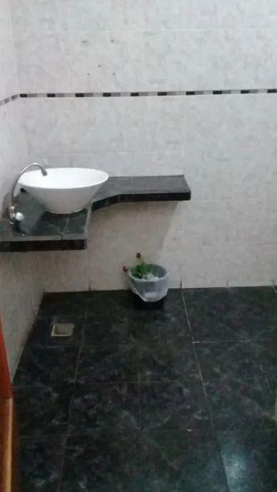 Foto de local sobre av de mayo 350 mts2 , apto todo destino, imagen 2