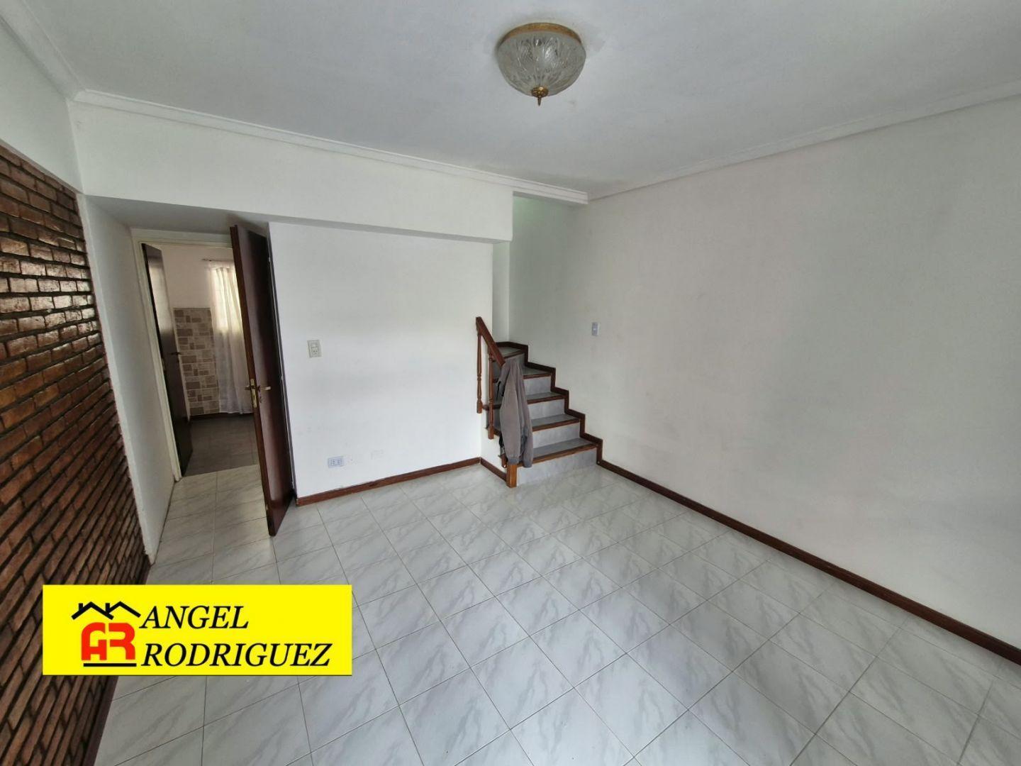 Foto de DUPLEX AL FTE , COCHERA DOS BAÑOS, PATIO, imagen 3