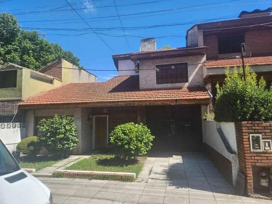 Foto de Chalet En Venta En Ramos Mejia Norte, imagen 2