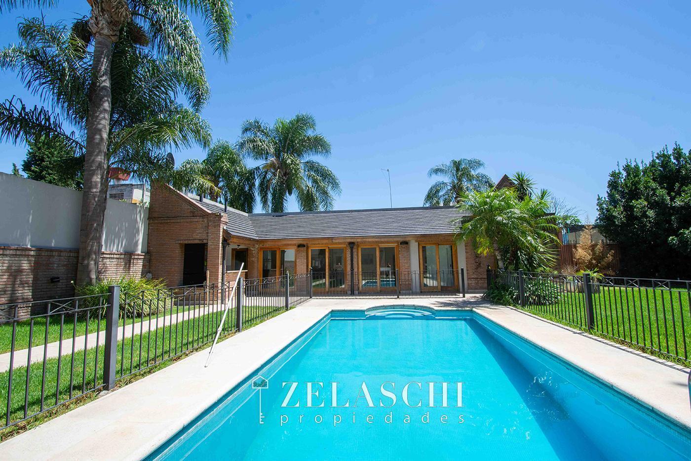 Casa en venta: sobre calle José Maria Bosch . Villa Bosch