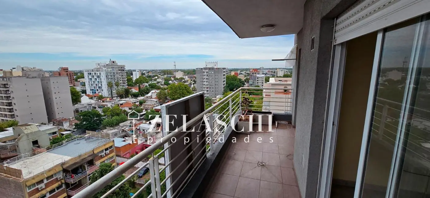 Venta: Departamento 2 ambientes con cochera : Calle Bonifacini, Caseros 5