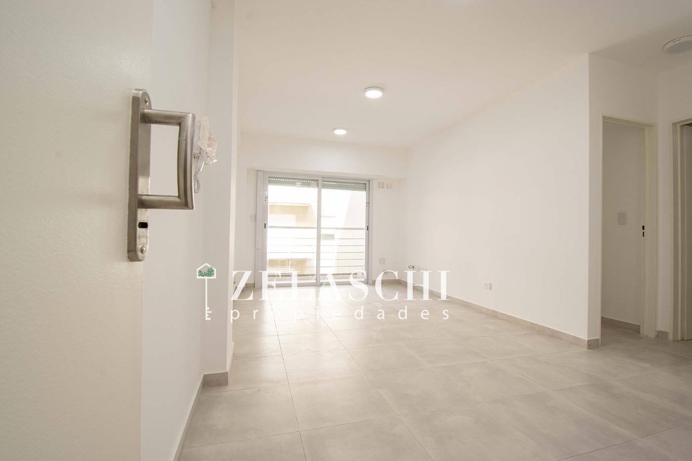 Alquiler: Departamento 2 ambientes: calle Las Malvinas, Martin Coronado