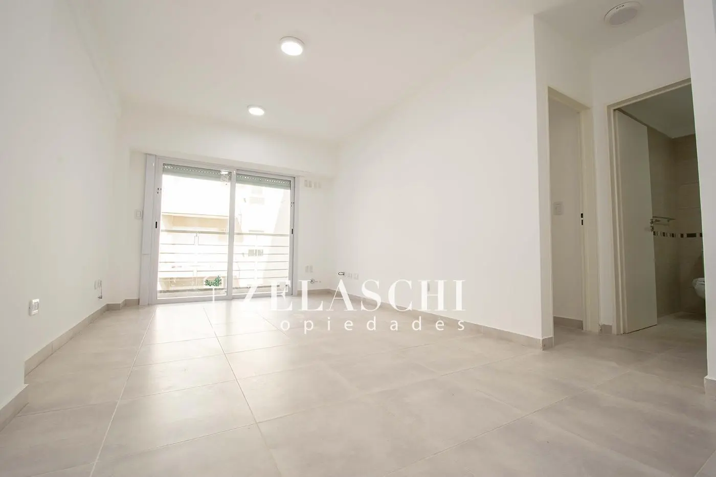 Alquiler: Departamento 2 ambientes: calle Las Malvinas, Martin Coronado 5