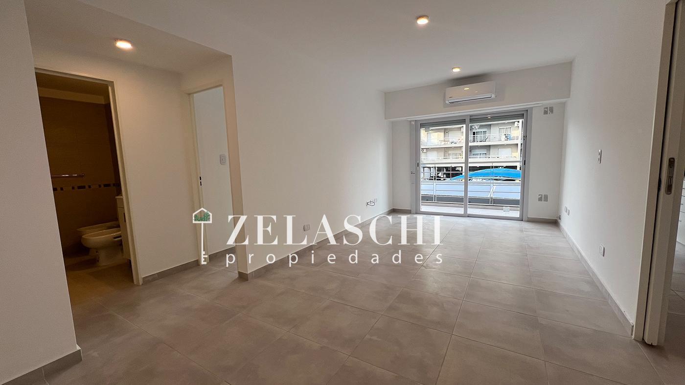 Alquiler: Departamento 2 ambientes: calle Las Malvinas, Martin Coronado