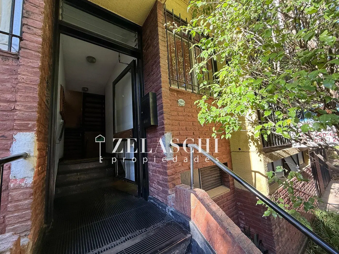 Venta: Departamento 2 ambientes sobre calle Las Margaritas, Ciudad Jardín 4