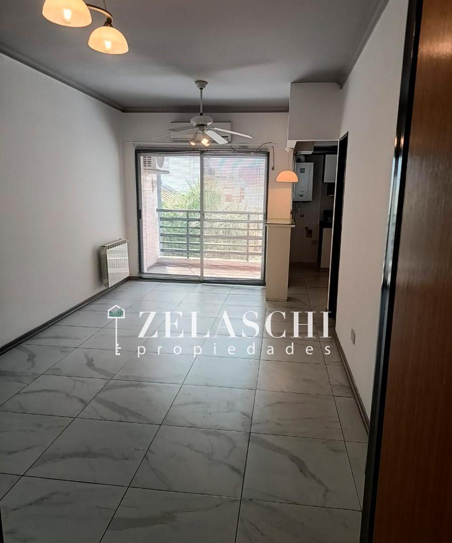 Foto de Departamento 2 ambientes en venta: Mosconi, Saenz Peña, imagen 2