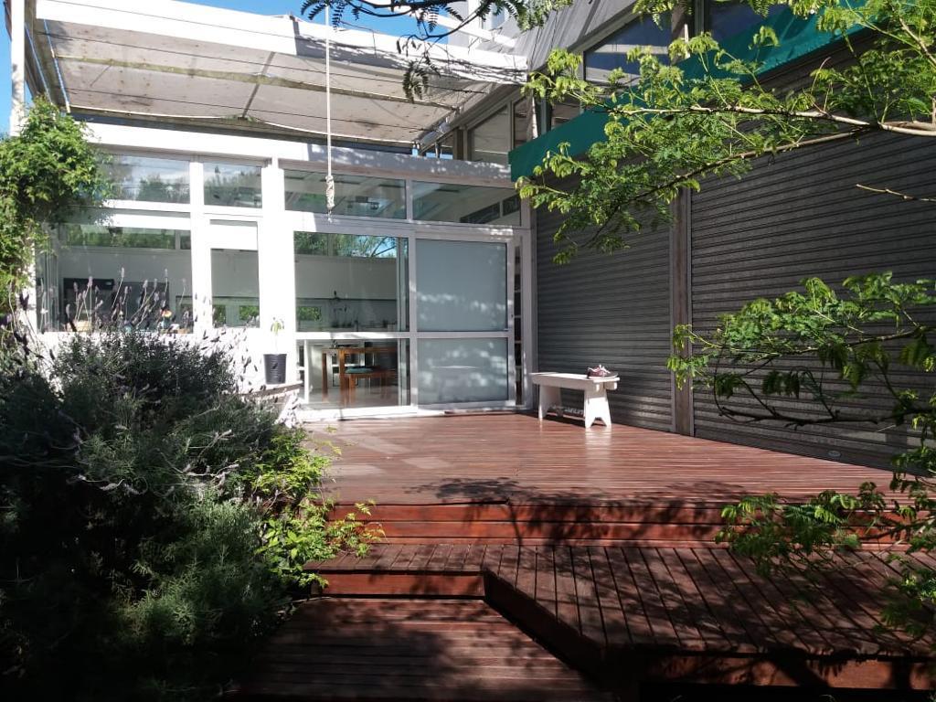 Casa en Esquina, Luminosa, Moderna, Naturaleza y Buena Energia 3