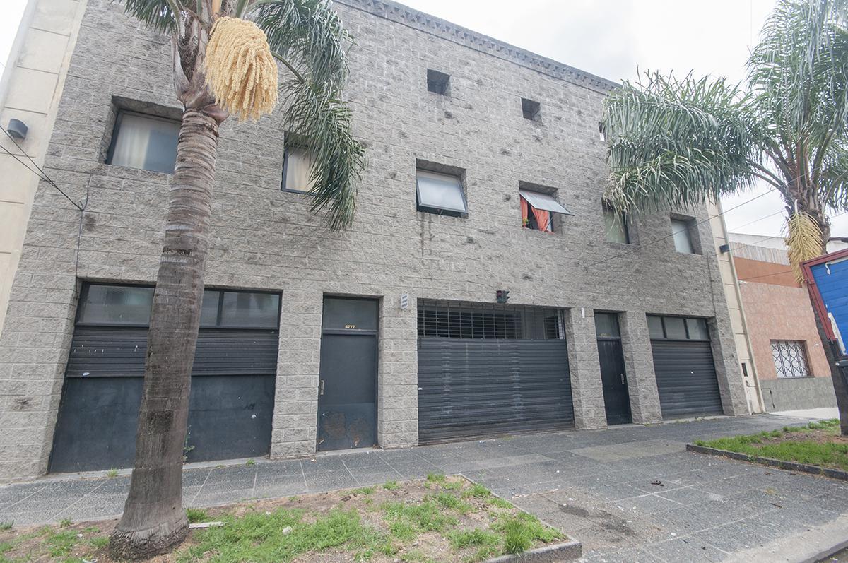 Se Vende Hotel Familiar/ Terreno (Lote) en Villa Lugano 3
