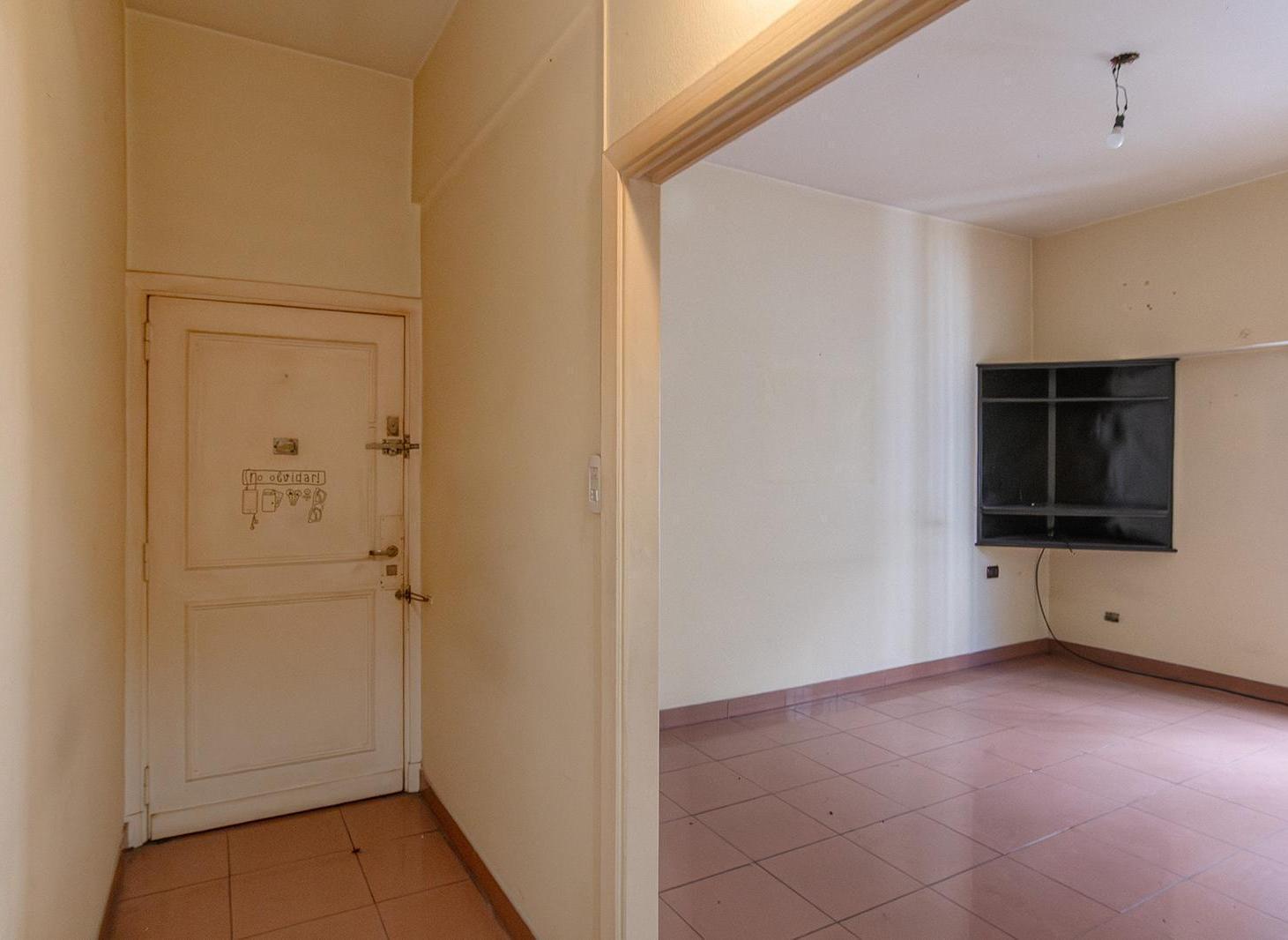 Departamento 3 ambientes con balcón en Floresta - Apto crédito