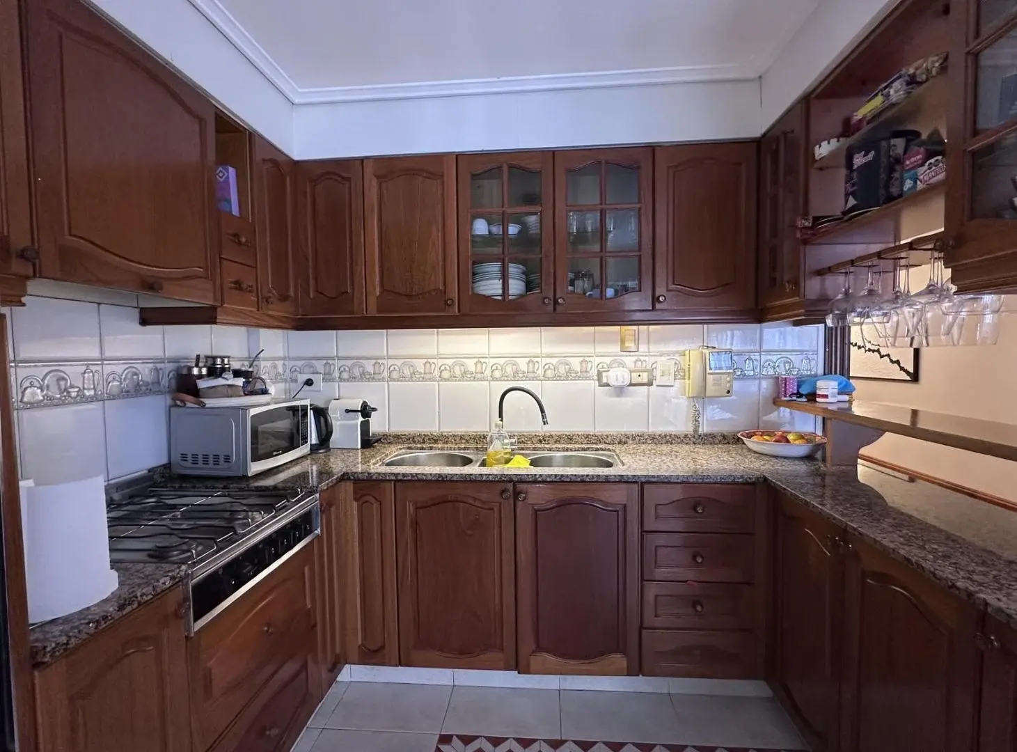 Imponente Casa en triplex Villa Devoto en alquiler - 5 dormitorios - la mejor ubicación y seguridad 8
