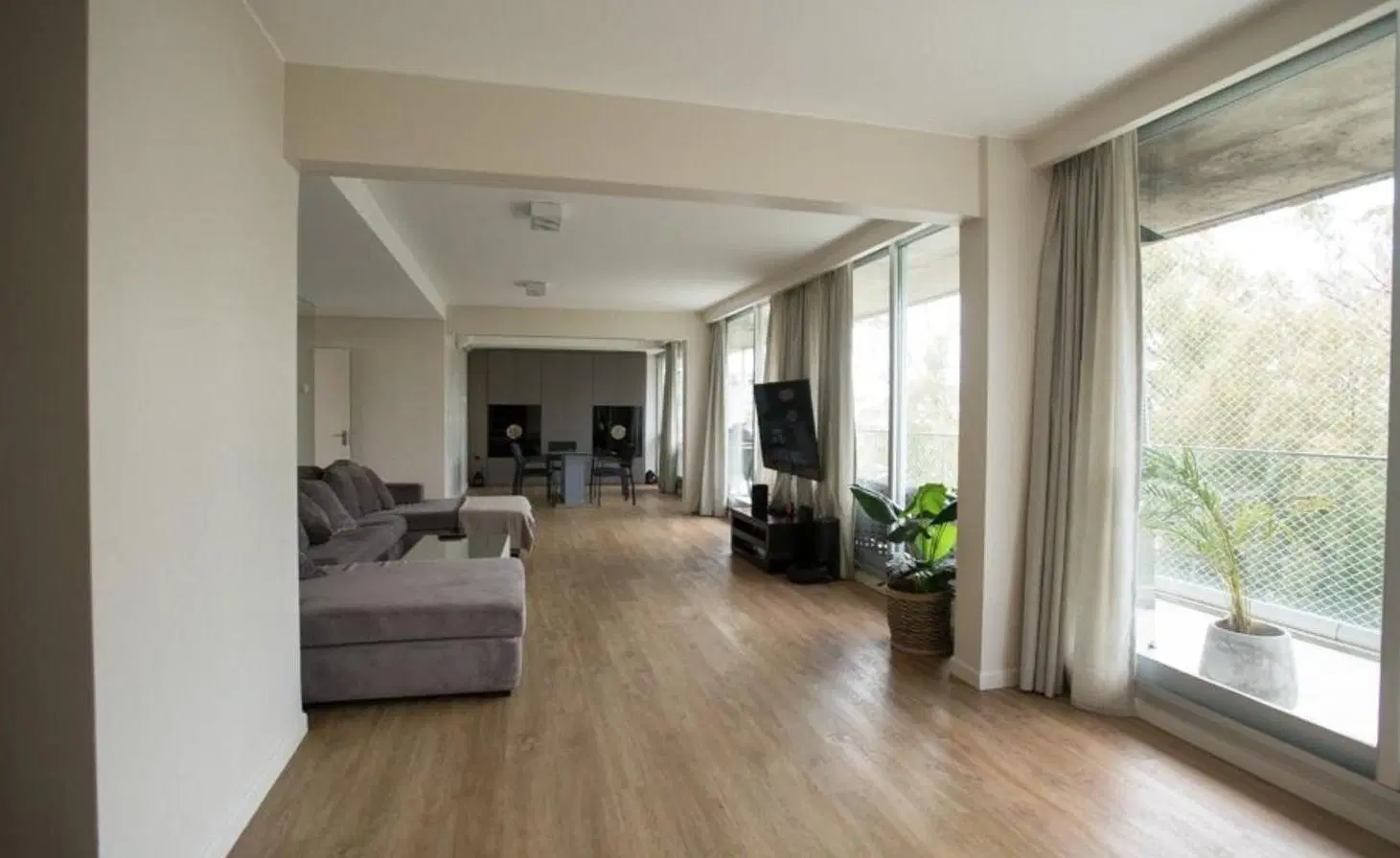 Departamento en venta 6 ambientes 3 cocheras 3 bauleras Olivos 5